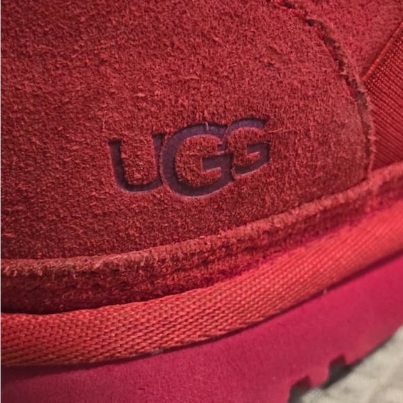 UGG Kids Red Slippers - Picture 15 of 15